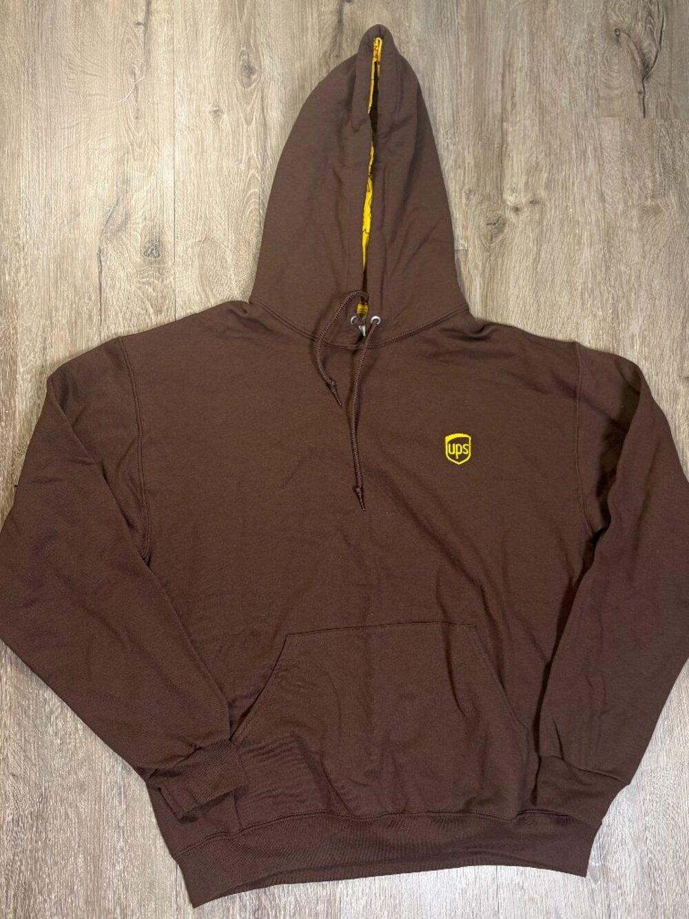 UPS Hoodie Sweatshirt Brown Uniform Employee  Medium Pullover